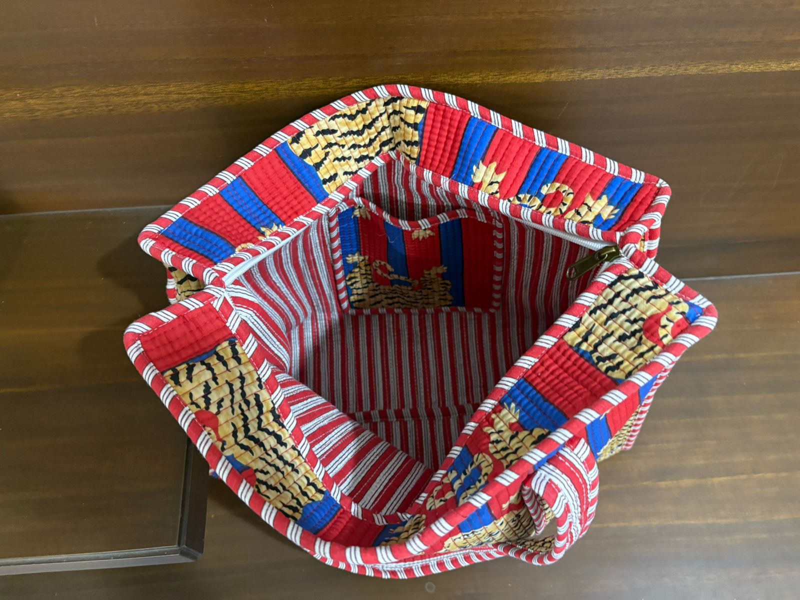 Tiger Cotton Bloc printed16" zipper tote bag |Maysar jaipur - Image 2